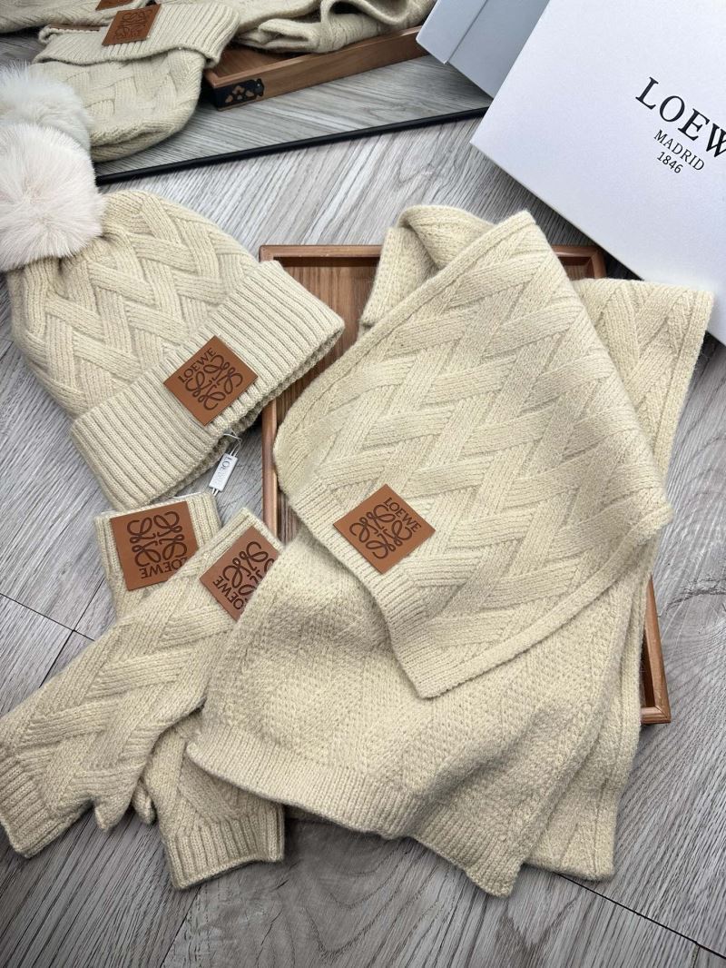 Loewe Caps Scarfs